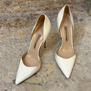 White Manolo Blahnik Pumps